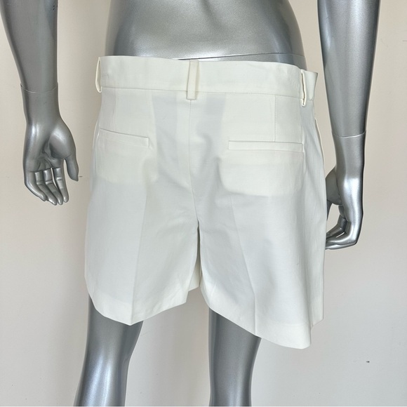 NEW!! Loro Piana women white shorts size 10 US Authentic - Picture 2 of 7